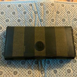 FENDI long wallet authentic